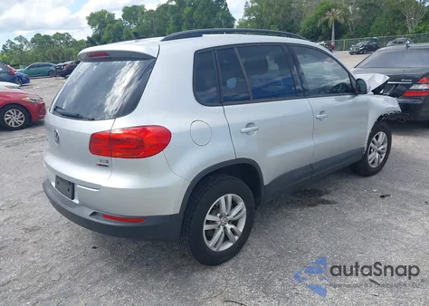 2017 Volkswagen Tiguan 2.0T/2.0T S из США, поврежденный, VIN WVGBV7AX8HK009832